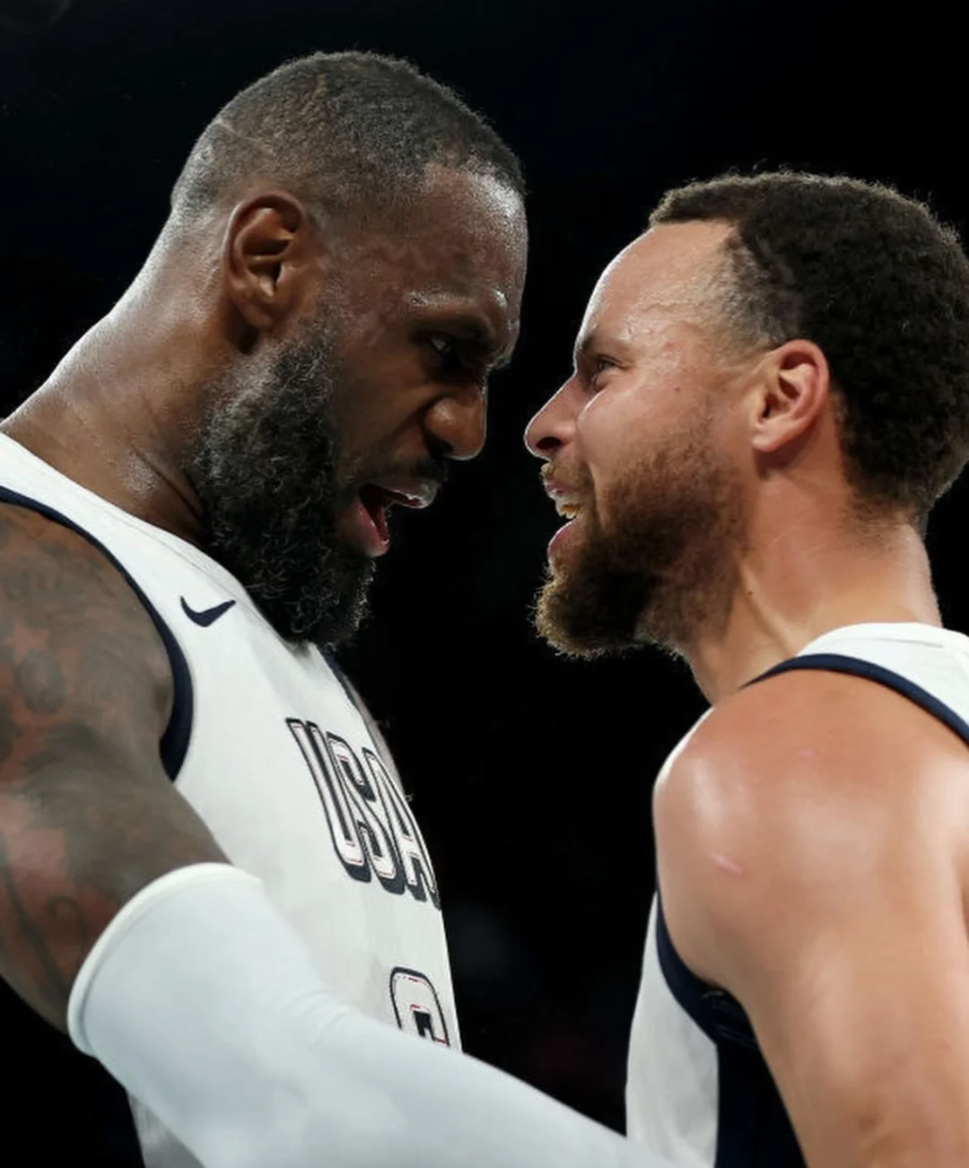 包含库里重要时刻领先优势明显,塞尔维亚队带队取胜!的词条