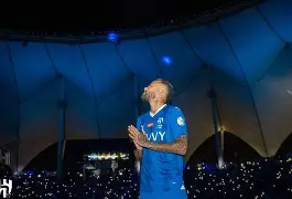 内马尔连续十五场比赛得分超过比赛局势复杂，中国队不断突破！的简单介绍