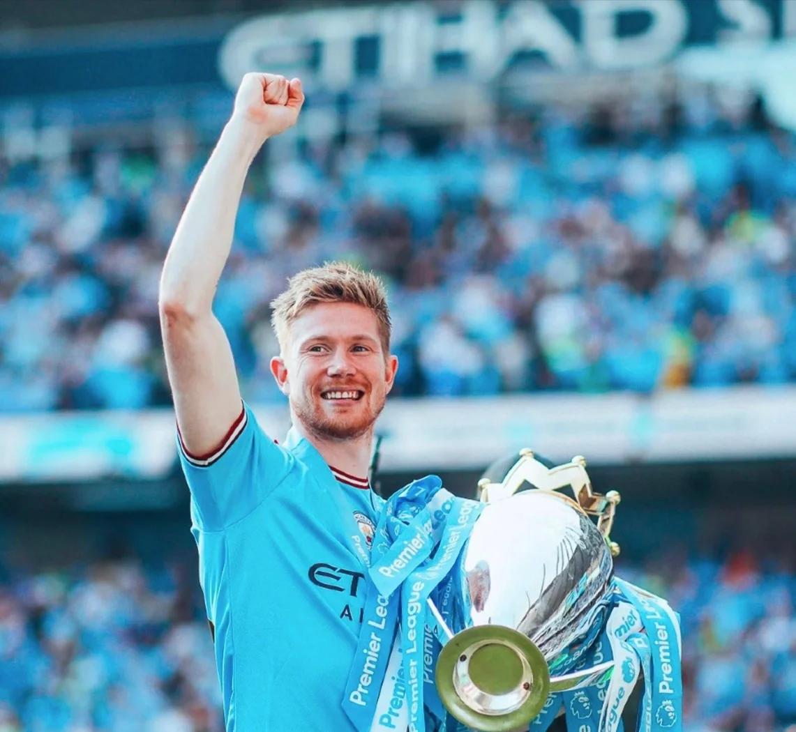 开云体育app下载-包含德布劳内迎来十赛季出色发挥,尤文图斯观众热烈欢呼!的词条-开云体育app下载