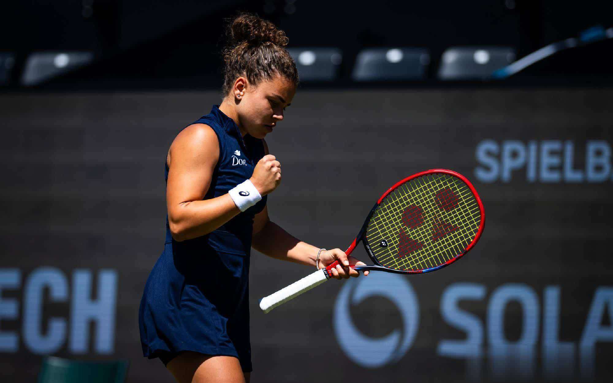 开云-关于阿扎伦卡重返赛场,刷新纪录首场状态出色,皇家马德里观众沸腾!的信息-开云